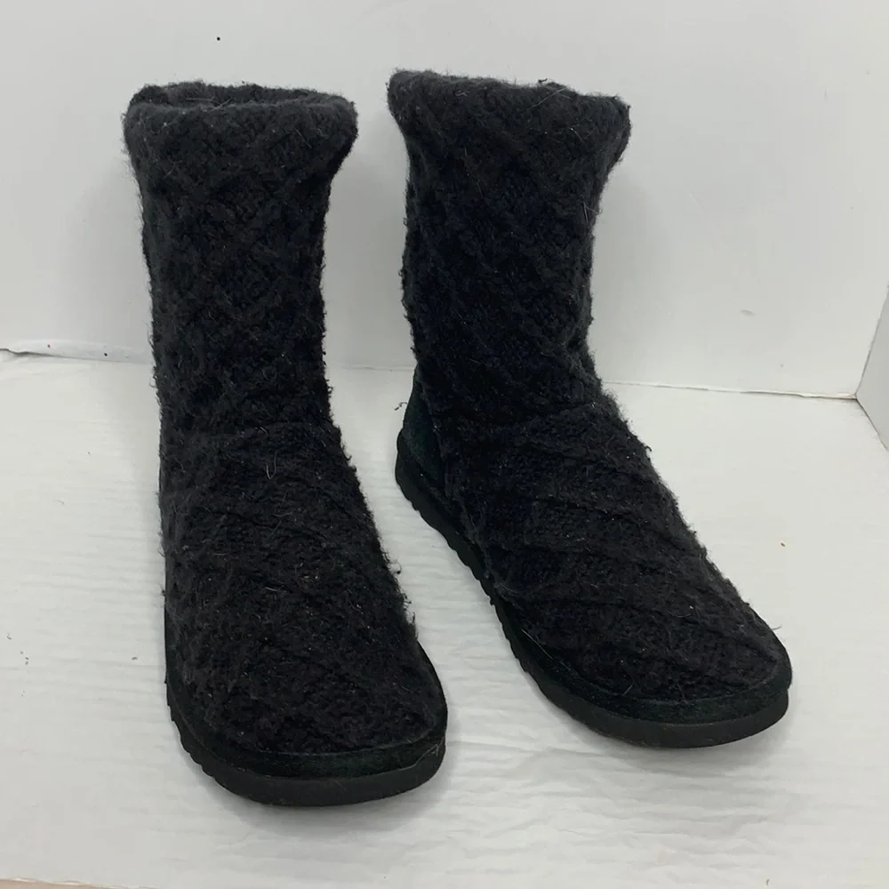 UGG Women's Lattice Cardy knit boots
